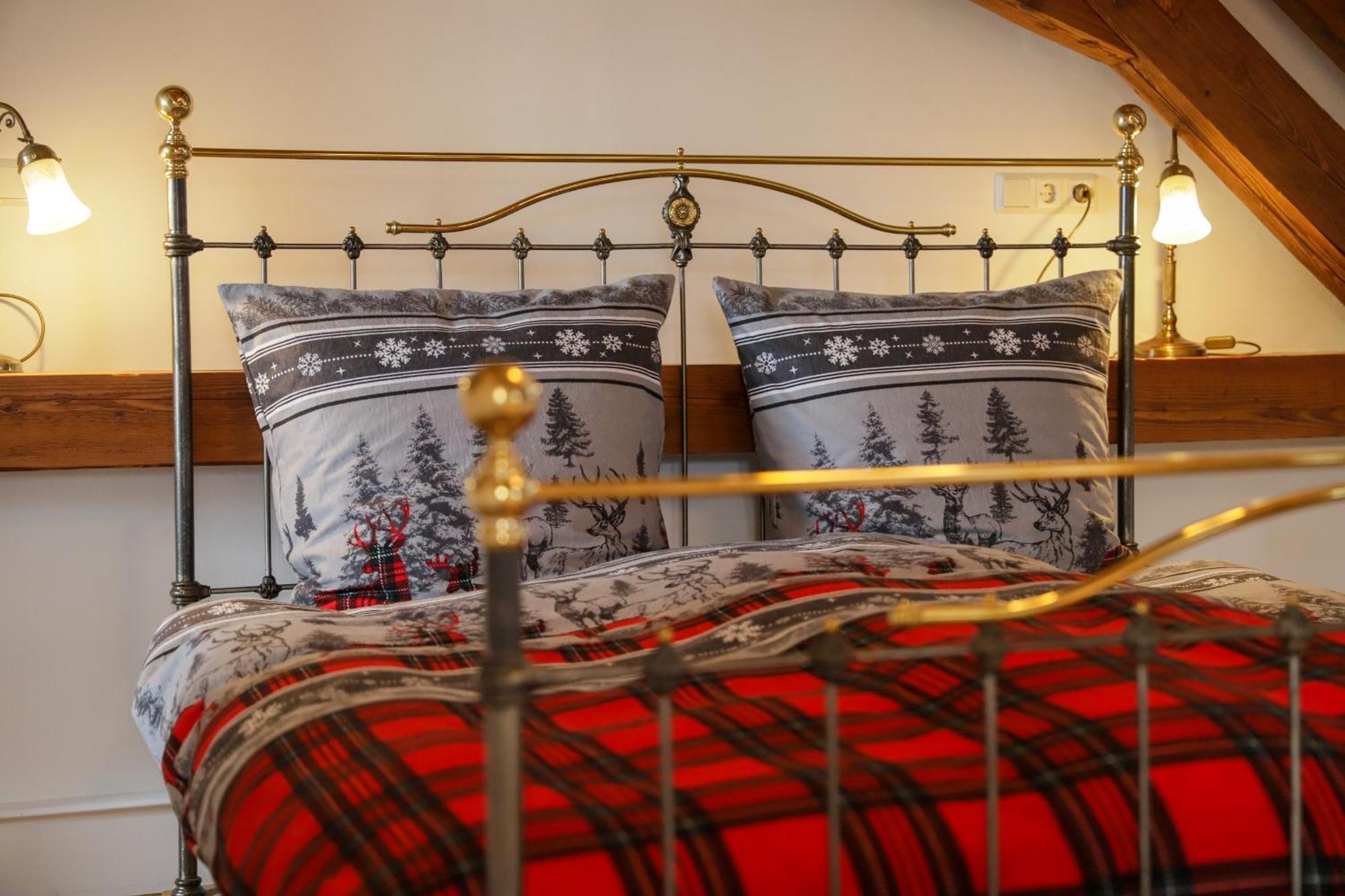 Boutique-Hotel Im Sternenhof Grosskarlbach Esterno foto