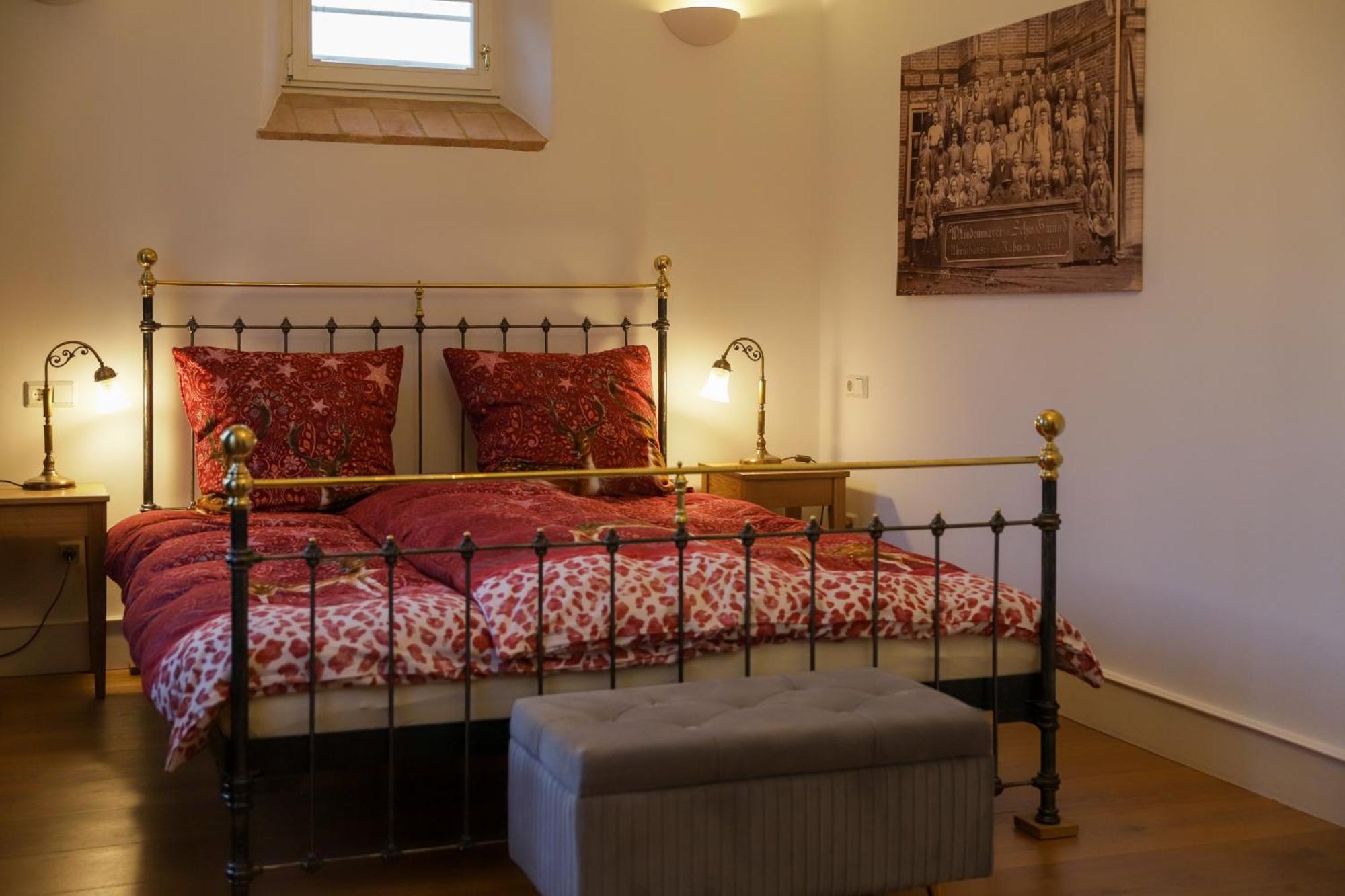 Boutique-Hotel Im Sternenhof Grosskarlbach Esterno foto